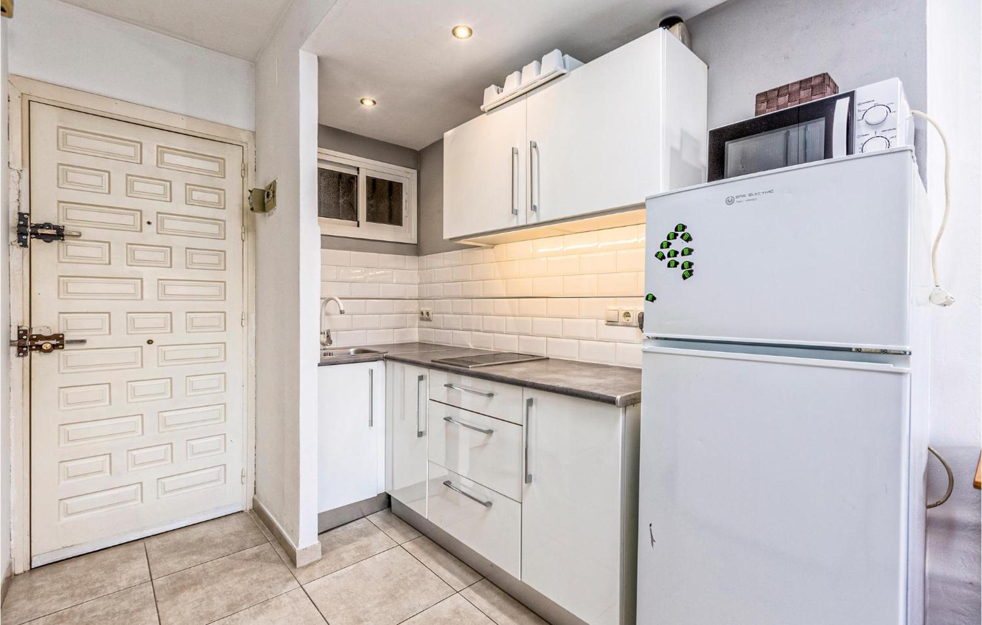 Lejlighed Nice In With Kitchen